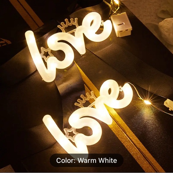 LED Lights for Valentine’s Day Bouquet Wrapping or Cake Decoration. Warm White - Picture 1 of 4